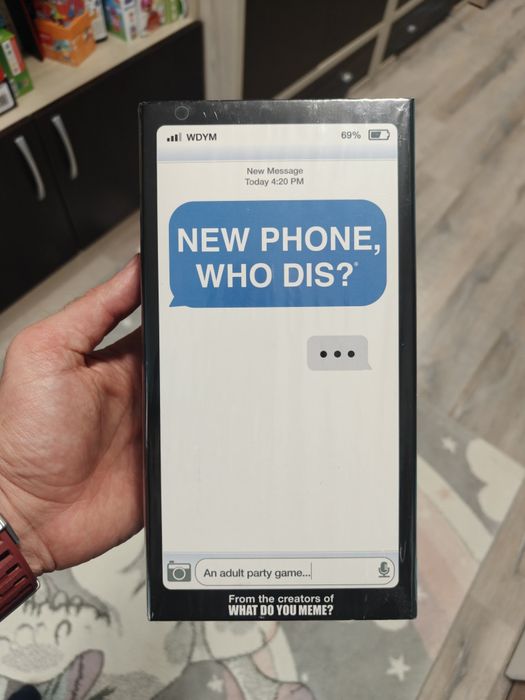 Настолна игра New Phone, Who Dis?