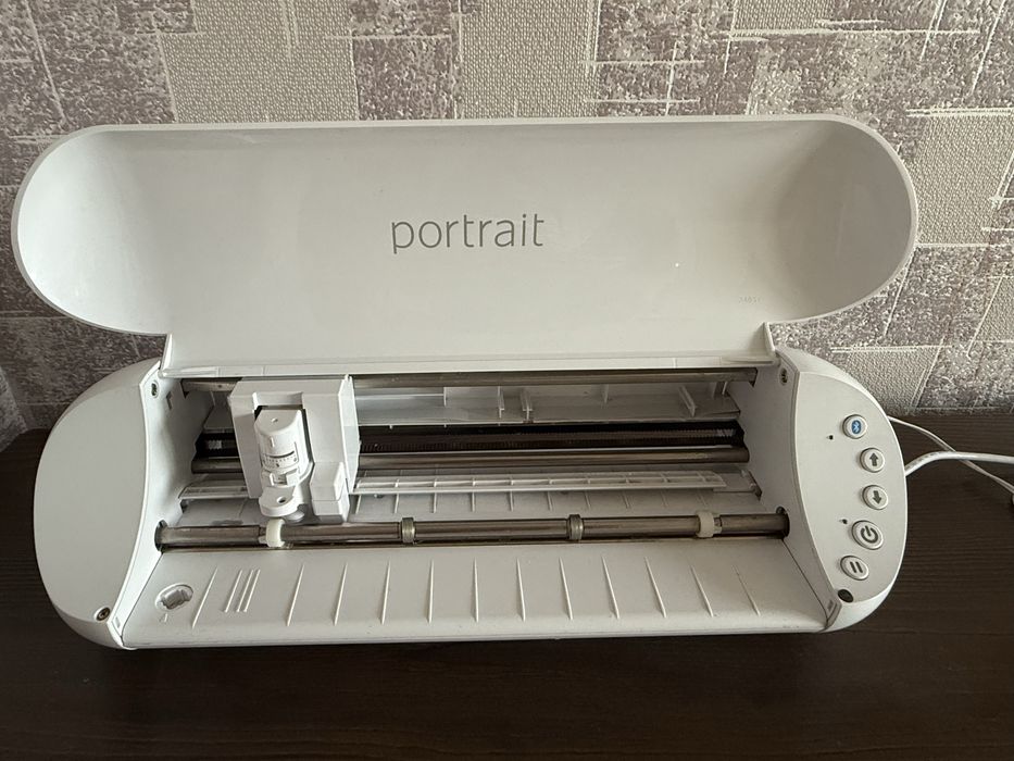 Продается плоттер