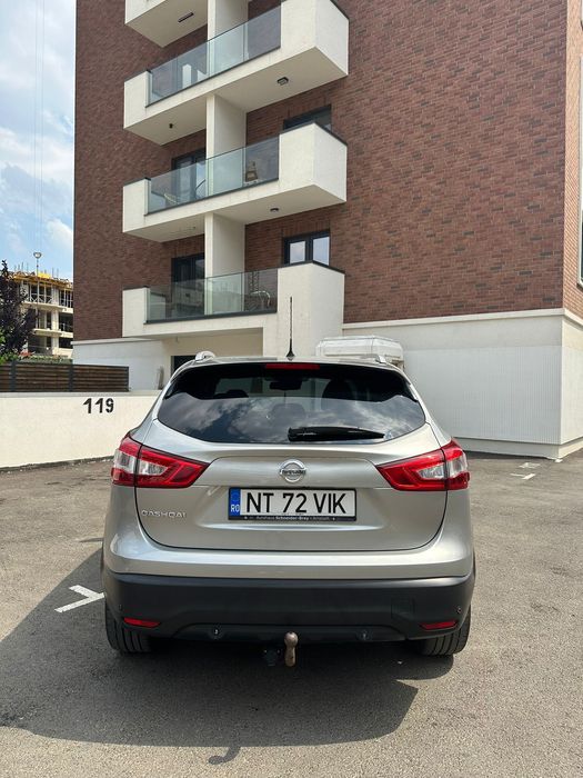 Nissan Qashqai Tekna / 1.6 dci / Automat / 2015 / Camere 360