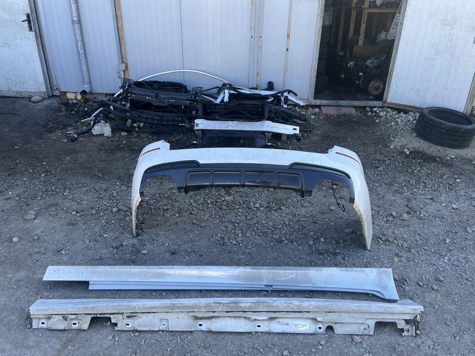 Задна м броня и прагове бмв 5 ф11 ( zadna M bronq i pragove bmw f11 )