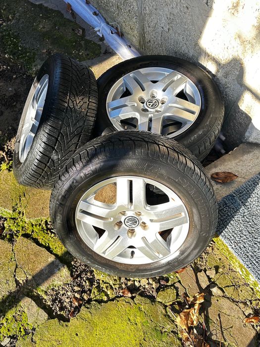 Vand Jante VW pe 15 cu anvelope
