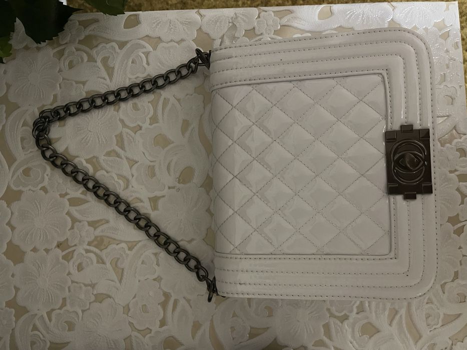 Дамска чанта