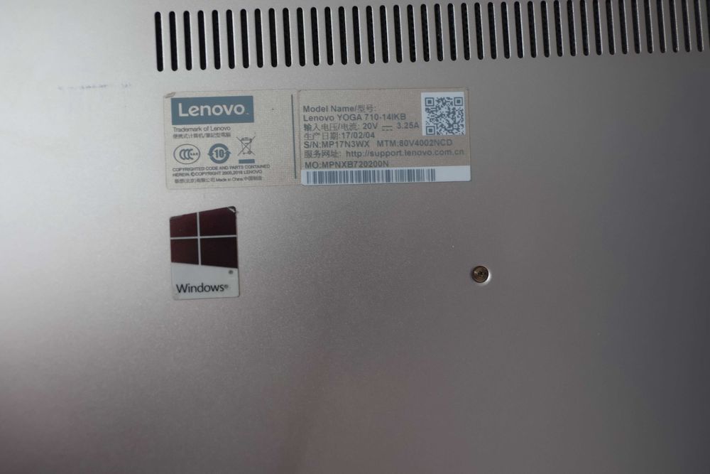 Laptop Lenovo Yoga 710-14IKB 360° 3 în 1 , touchscreen