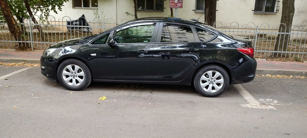 OPEL Astra 2018 — imagine 1