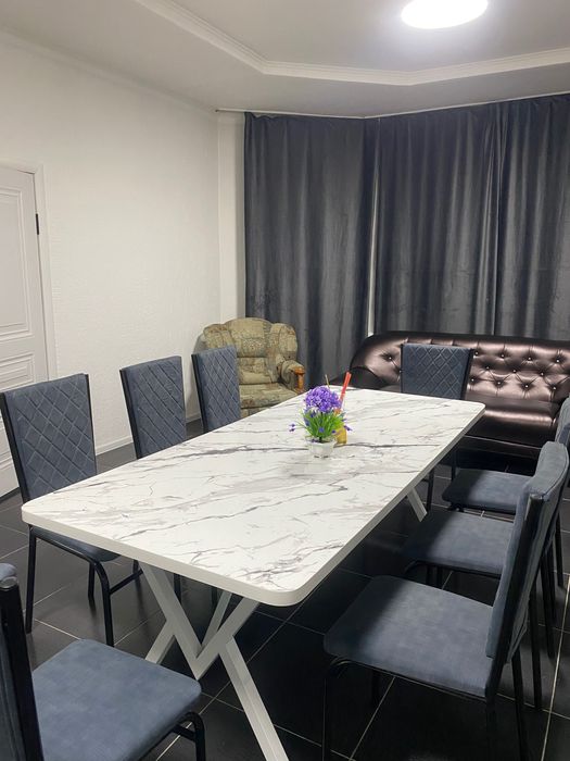 Продается стул с стульями