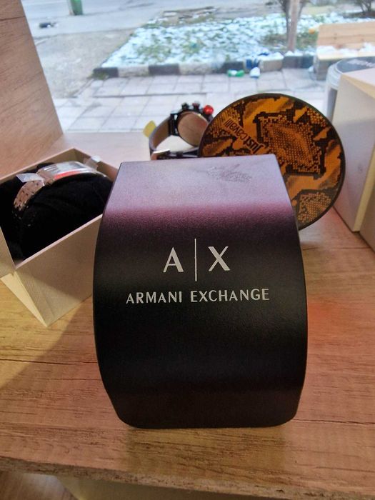 Часовници (Armani, Just Cavalli, Xiaomi)