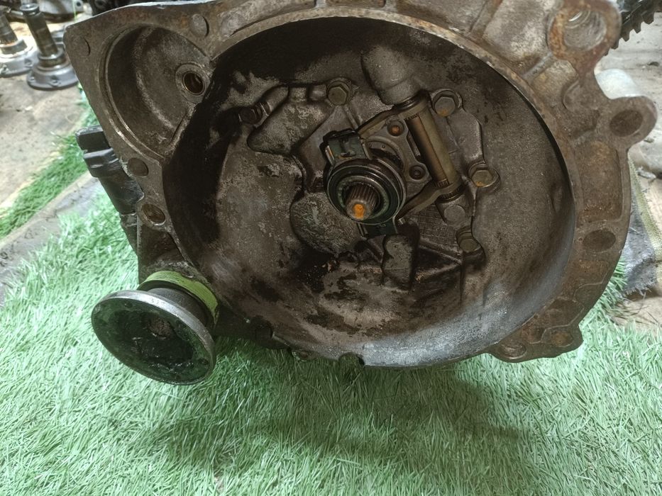 МКПП Фольксваген гольф 3 1.6