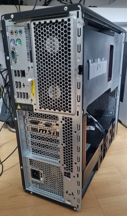 Lenovo P510: Intel Xeon E5-2630L v3 Octa/16GB RAM/GT 730/120 SSD/500GB