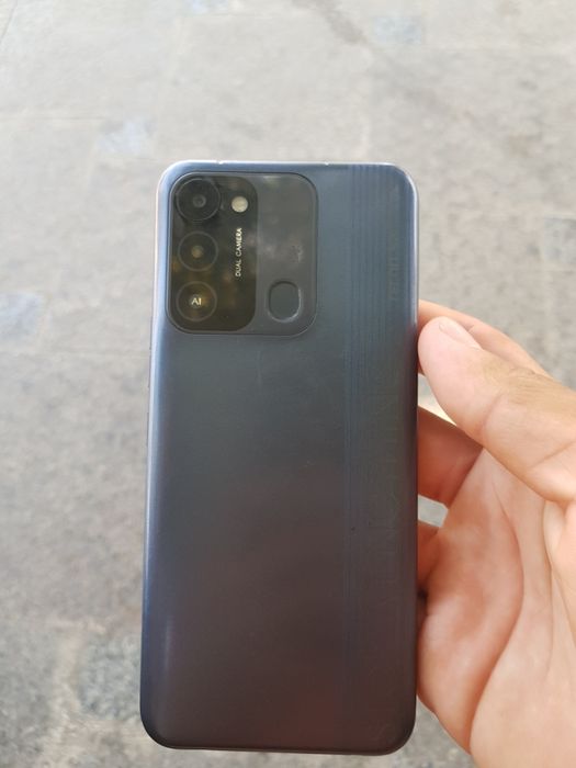 Tecno saprk 8c sotiladi