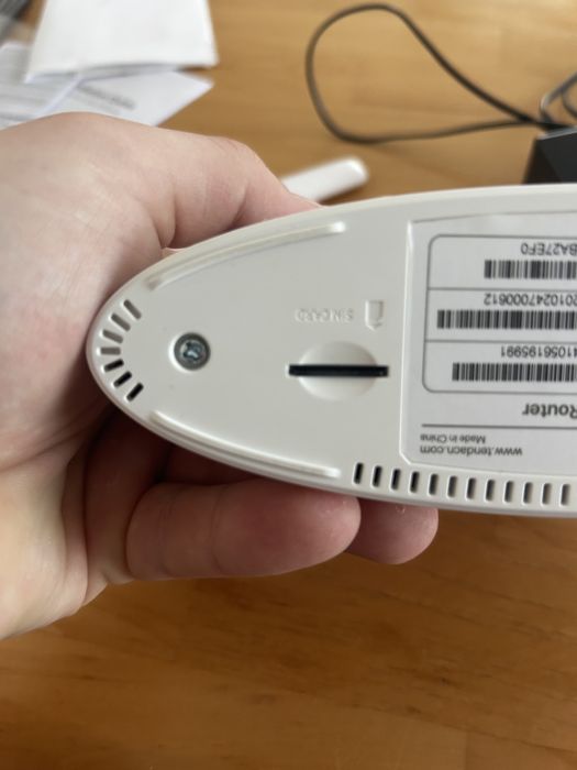 Router Tenda AC1200 4G