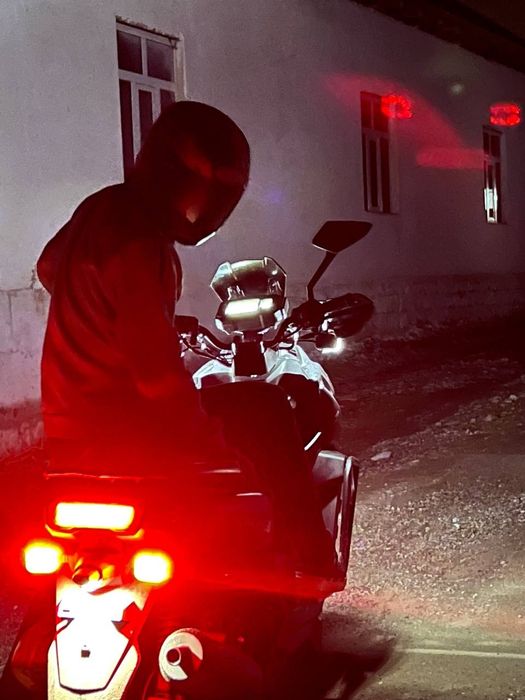 Skuter tank sotiladi obmen skuterga