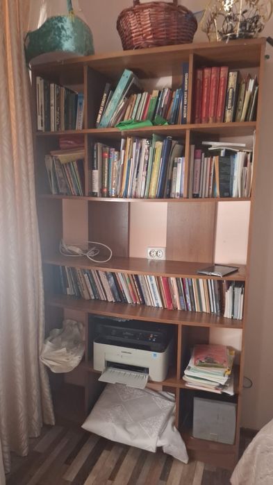 Книжный шкаф открытый