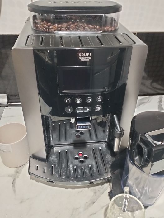 Кафеавтомат Krups EA819E10 Arabica Latte