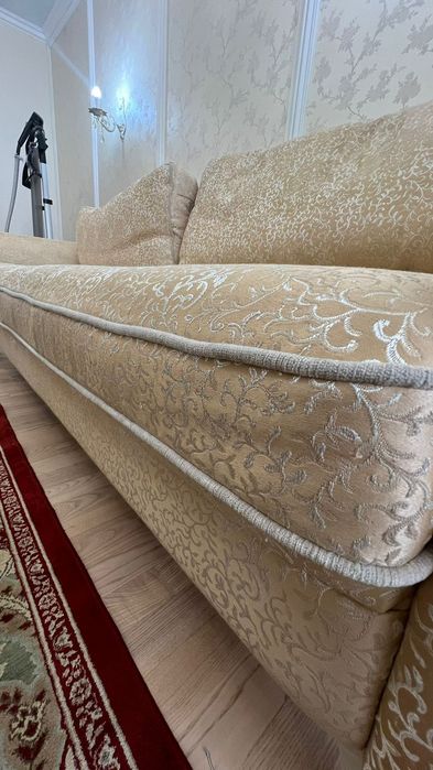 Продам диван с креслом