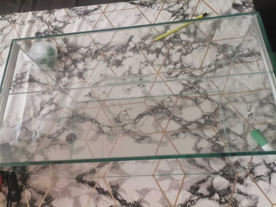 аквариум с капак