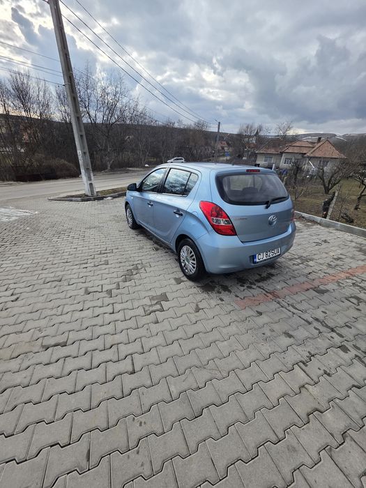 Vând Hyundai  i20 / 137000 km
