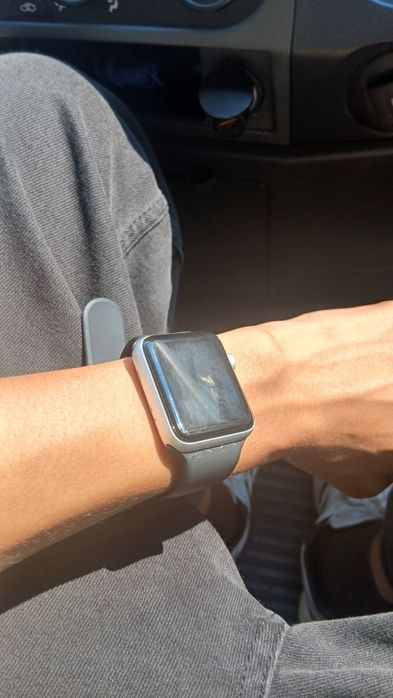 Продам apple watch series 3