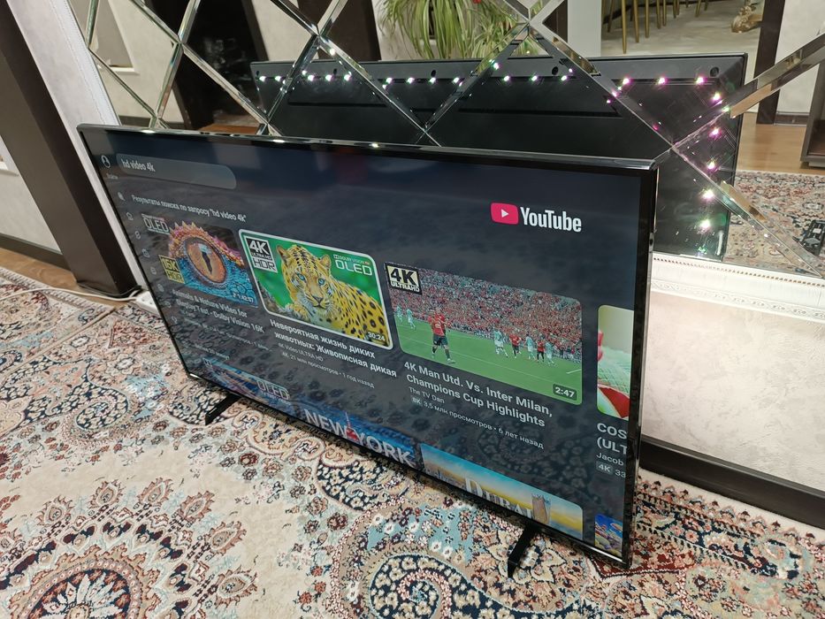 ТЕЛЕВИЗОР Philips Смарт Ambilight большой.