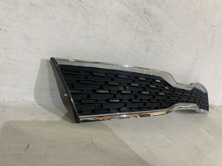 Grila superioara Kia Picanto, 2017, 2018, 2019, 2020, 2021, 2022, cod origine OE 86351-G6000.