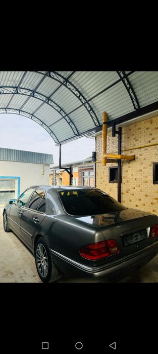 Мерседес w210...