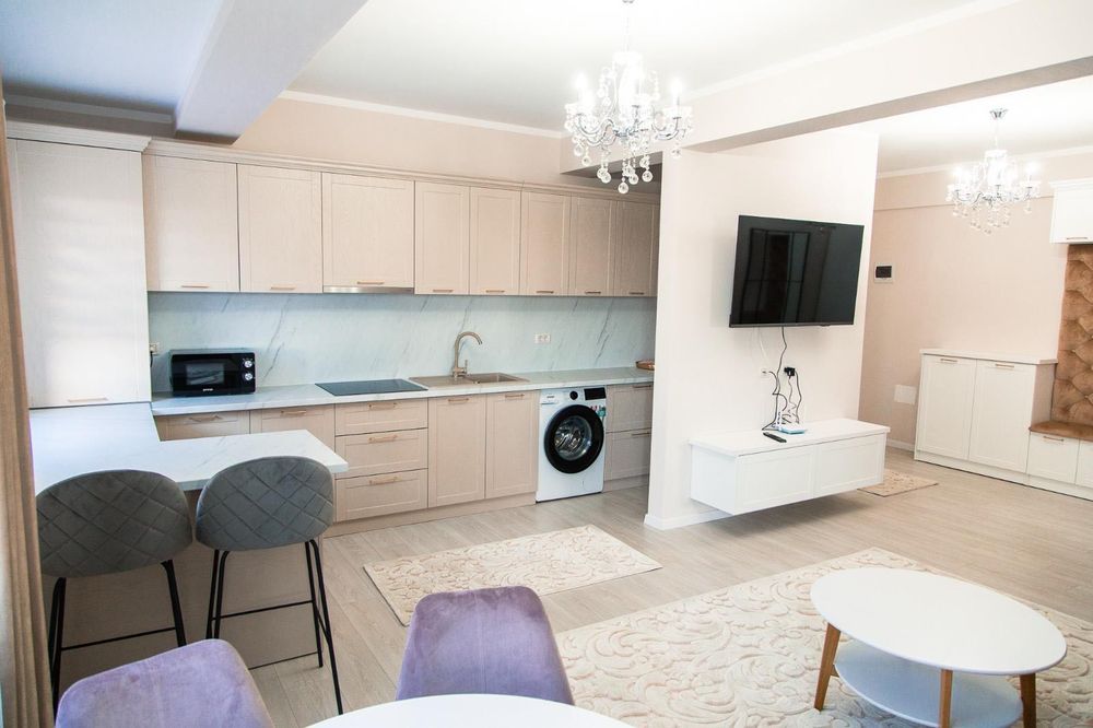 Apartament 2 camere , mobilat, loc de parcare, boxa, etaj 2 Radauti