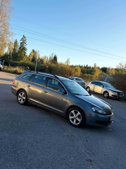 De vanzare golf 6 variant 2011 .1.4 tsi