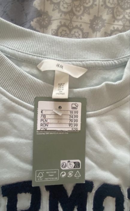 H&M, hanorac nou cu eticheta, M/38