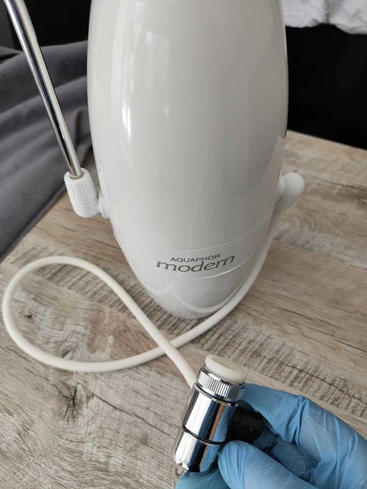 Filtru de apa Aquaphor modern necesita cartuse