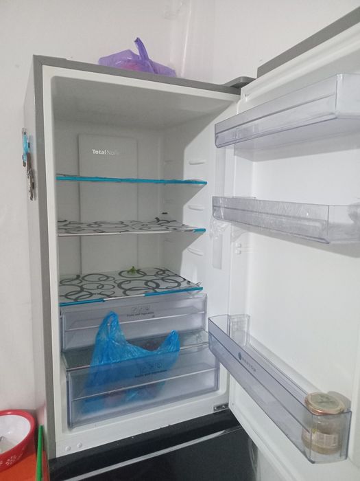 Холодильник "Beston" 2 метр новый холодильник