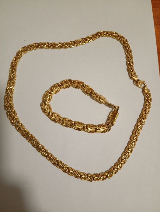 Vând aur 18k  colier, lanț, brățara, cercei, lănțișor 550 lei/gram