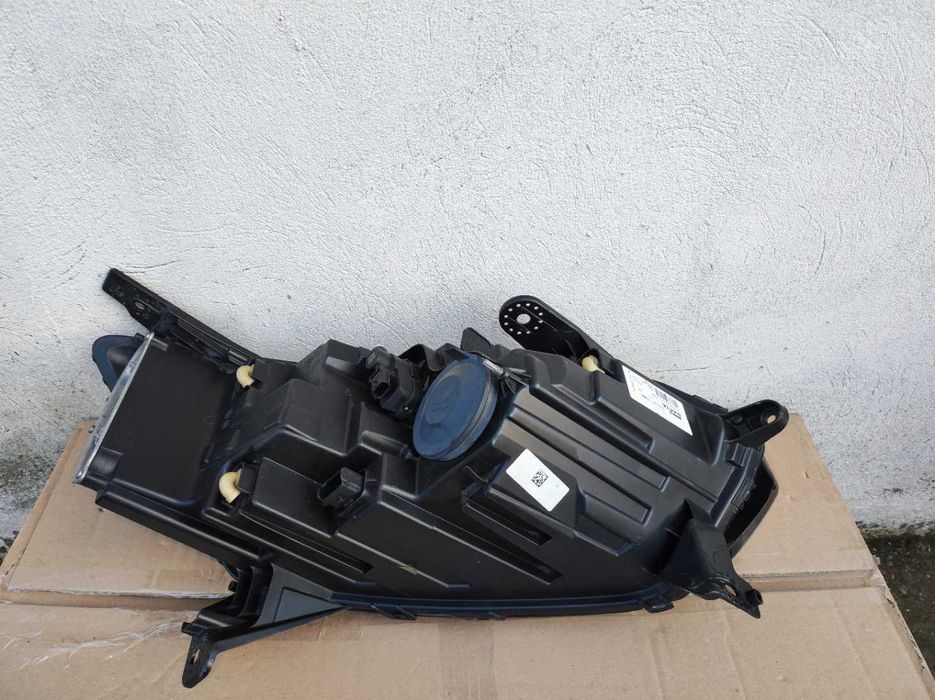 Far stanga Dacia Logan Sandero 3 Jogger 2019 2020 2021 2022