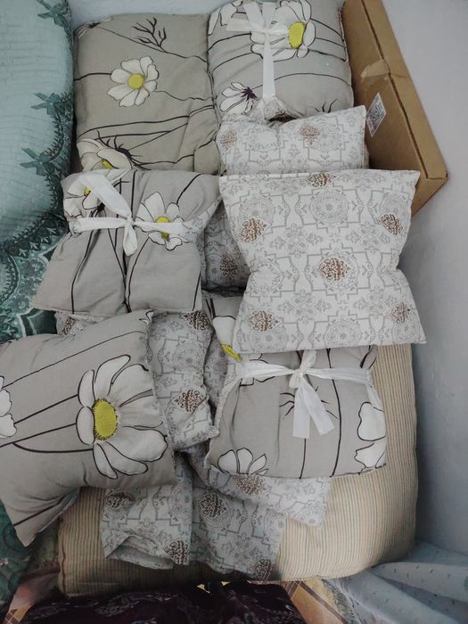 Бортики и матрасик в кроватку