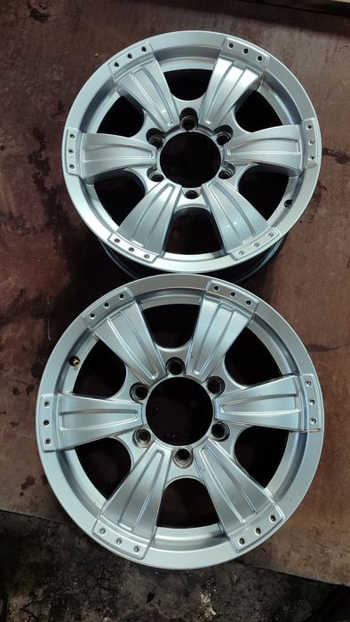 Продаю диски R16