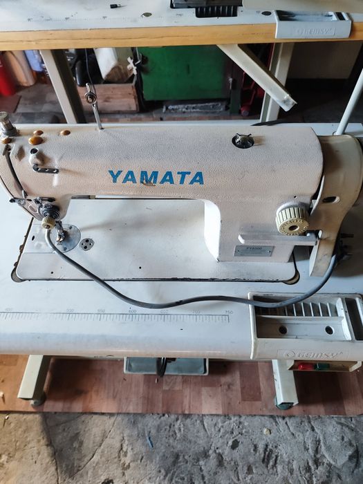 Швейная машинка YAMATA