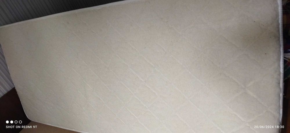 Единични матраци за детски легла