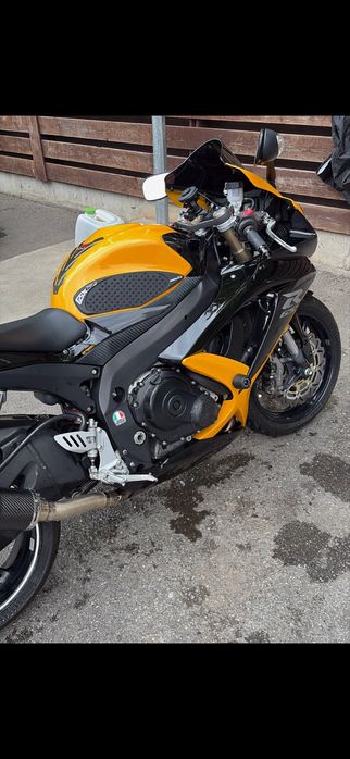 Suzuki GSXR 600 K8-K9