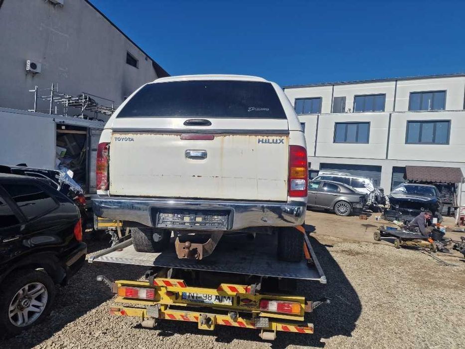 dezmembrez toyota hilux 3.0 1kd-ftv 126kw an 2009 euro 4 automata