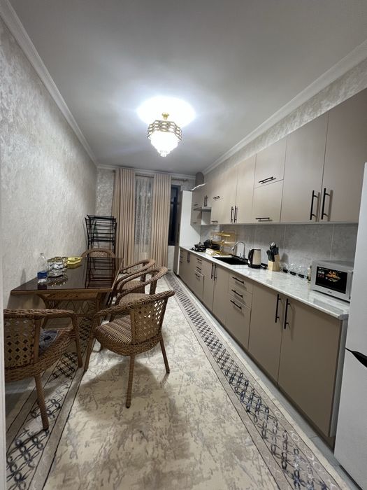 Qarshi shaxridan 3-xonalik kvartira sotiladi