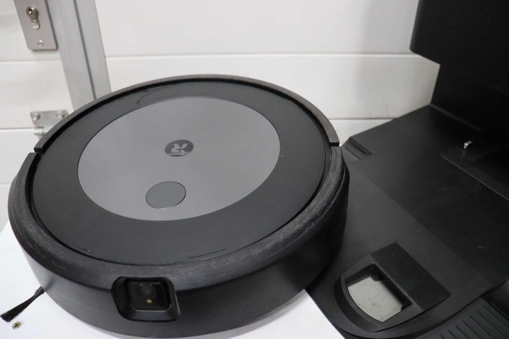 iRobot Roomba j7+ прахосмукачкa робот навигация PrecisionVision
