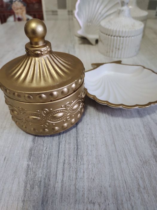 Изделие из гипса