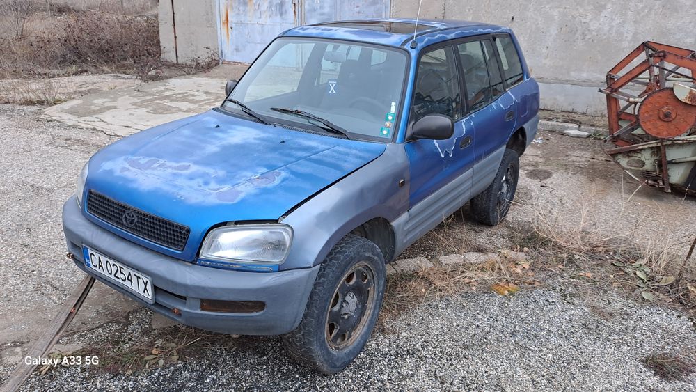 Toyota RAV 4 На части