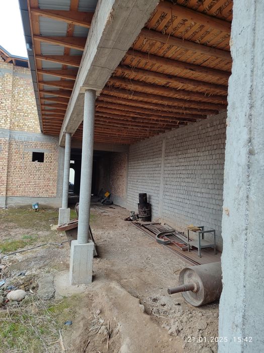 Yangi qurilgan uchaska arendaga (sklad)