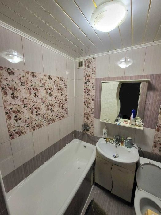 Продам  1 комн кв районБЕРЕКЕ