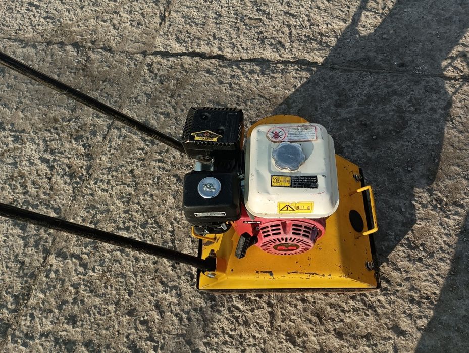 Трамбовка за настилки