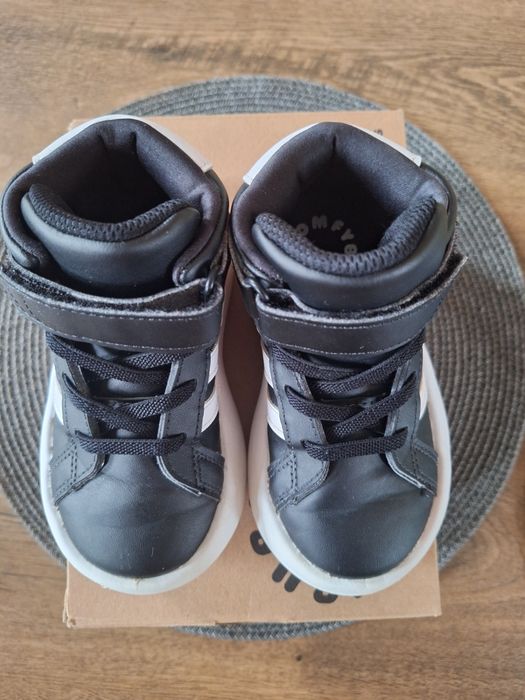 Детски маратонки Adidas 25 номер