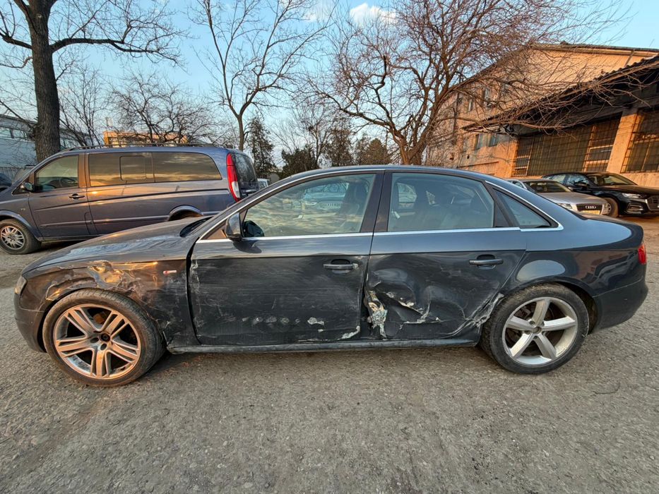 Vand Audi A4 2009, Euro 5 diesel, AVARIAT!!!