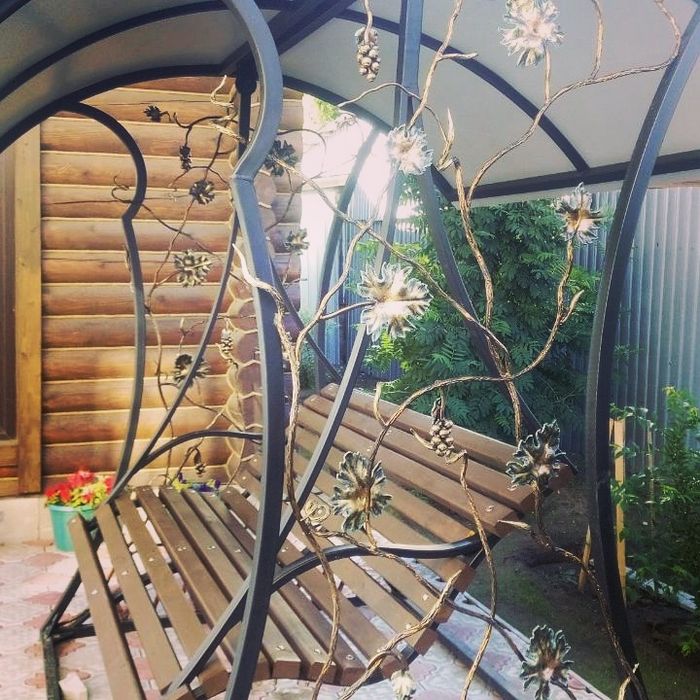 Качель. Кованая.