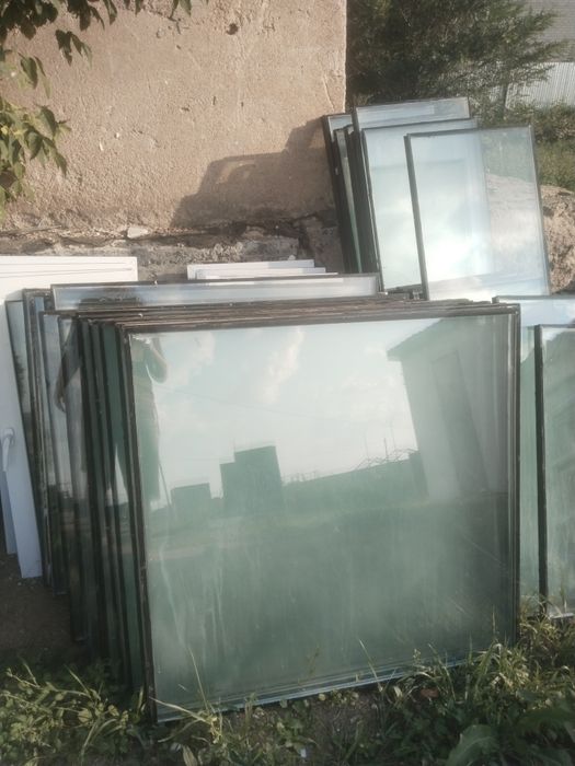 Пластиковые окна в разборном виде.