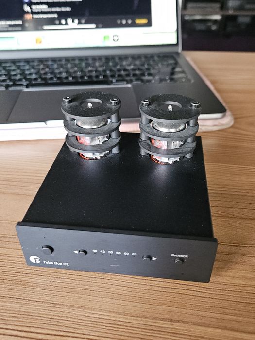 Preamplificator phono Project tube