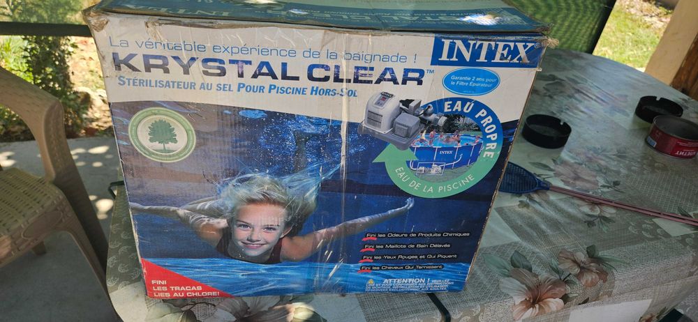 Система за солна дезинфекция  Intex Krystal Clear за басейн
